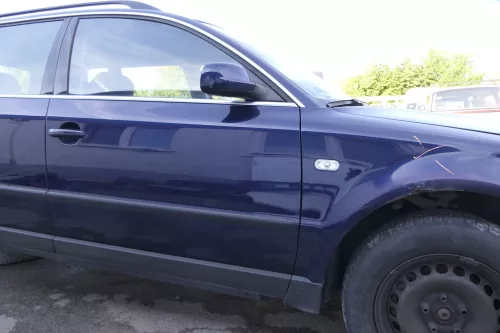 VW Passat 3B 3BG Kombi + Limo Tür vorne rechts Beifahrertür blau LB5N indigoblau