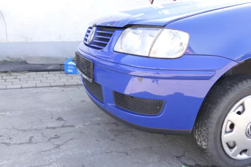 VW Polo 6N2 Stoßstange vorne Frontstoßstange Stoßfänger blau LA5C +Grill  (165128)