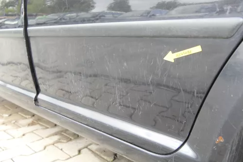 VW Golf 4 Bora Tür hinten links nur Kombi / Variant schwarz LC9Z (165145)