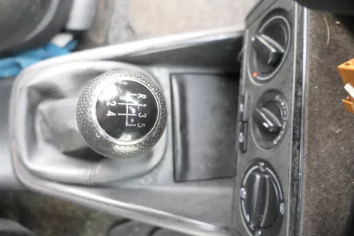 VW Golf 4 Bora Schaltknauf Schaltsack Schaltung Schaltknüppel schwarz 5-Gang (165153)