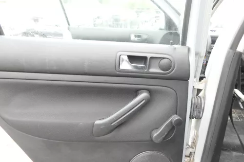 1x VW Golf 4 1J Limousine Türverkleidung Verkleidung Tür hinten links schwarz (165217)