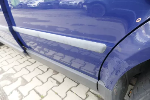 VW Passat 3B 3BG Limousine Tür hinten links blau LA5E - ohne ANbauteile (165233)