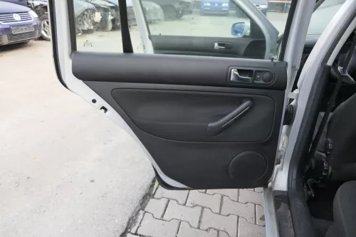 1x VW Golf 4 1J Kombi Türverkleidung Verkleidung Tür hinten links schwarz  (165297)