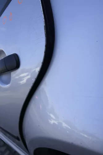 VW Golf 4 Bora Tür hinten links nur Kombi / Variant silber LA7W - ohne Anbauteil (165355)