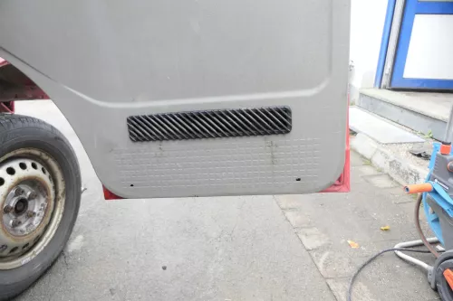 VW T4 Türverkleidung Verkleidung Tür vorne rechts grau Seitenverkleidung Seite I (165417)