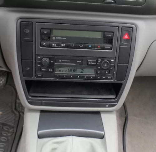 VW Passat 3B Mittelkonsole Verkleidung Optik Dekor Türgriff Aschenbecher Becherh (165547)