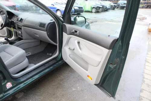 1x VW Golf 4 Bora Türverkleidung Verkleidung Tür vorne rechts grau 4/5-Türer (165609)