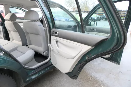 1x VW Golf 4 1J Limousine Türverkleidung Verkleidung Tür hinten rechts grau (165610)