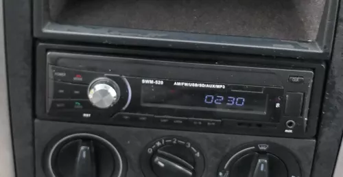 VW Golf 4 Bora T5 T4 Radio AM / FM / USB / SD / AUX / MP§ (165617)