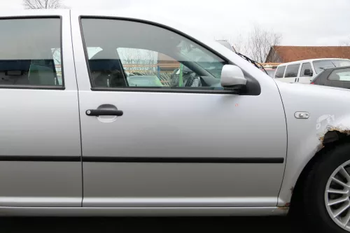 VW Golf 4 Bora Tür vorne rechts Beifahrertür 4/5-Türer+Kombi Variant LA7W silber