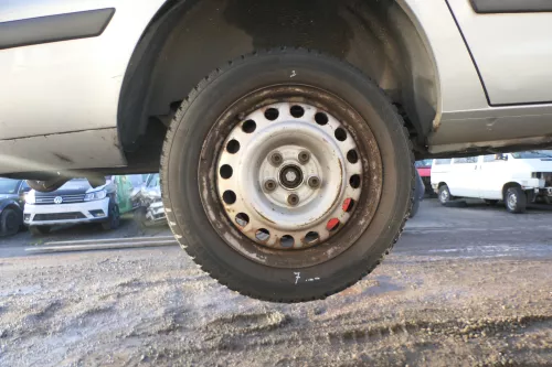 VW Sharan 7M Alhambra Winterreifen M&S Reifen Felgen 195/60R 16C 99/97T  4-7mm (165817)