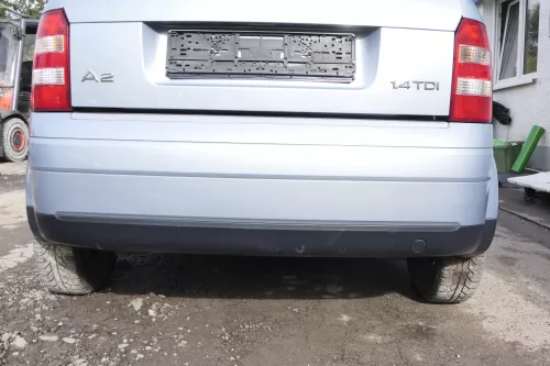Audi A2 8Z Stoßstange hinten Heckstoßstange blau türkis LY7R (165828)