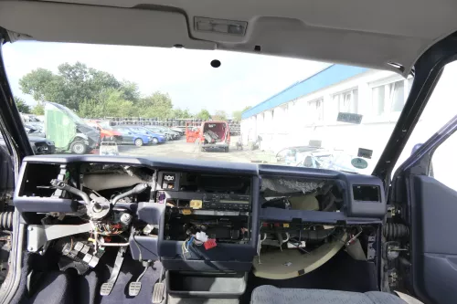 VW T4 Multivan Armaturenbrett Cockpit Amaturbrett blau lagune 7D1857007 ohne An (165920)