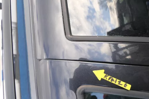 VW Golf 4 Bora Tür vorne links Fahrertür 4/5-Türer Kombi Variant schwarz LC9Z (166212)