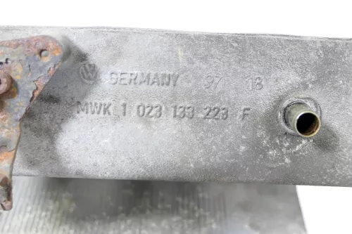 VW T4 Krümmer Ansaugkrümmer Ansaugbrücke Benziner 023133201F 2,5 AET (166268)