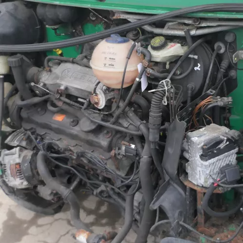 VVW T4 Motor 2.5 Benziner AET 85kw 115PS 263.000km ohne Anbauteile (166274)