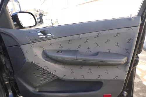 4 x Skoda Fabia 6Y Stufenheck Türverkleidung Verkleidung Tür vorn vorne links re (166394)