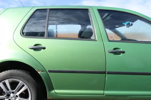 VW Golf 4 Limousine Tür hinten rechts grün LA6P (KEINkombi)