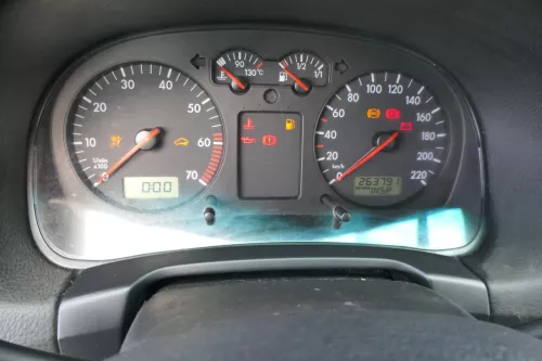 VW Golf 4 Tacho Tachometer Kombiinstrument 263.000km 1J0919861 1,4 16V 75PS 55kw