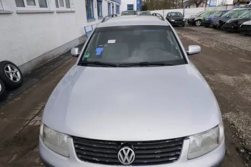 VW Passat 3B Motorhaube Klappe vorne vorn Haube silber grau LB7Z