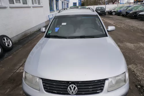 VW Passat 3B Motorhaube Klappe vorne vorn Haube silber grau LB7Z (166965)