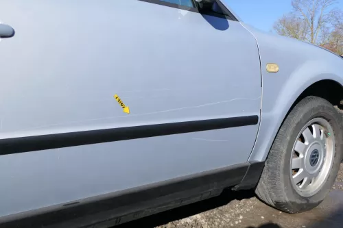 VW Passat 3B 3BG Kombi + Limo Tür vorne rechts Beifahrertür grau silber LB7Z (166968)