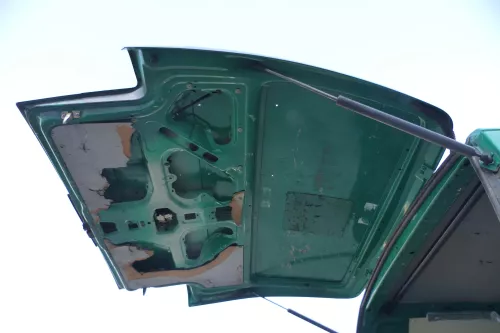 VW T4 Transporter Heckklappe Klappe hinten Kofferraumklappe grün schwarz Kasten (167266)