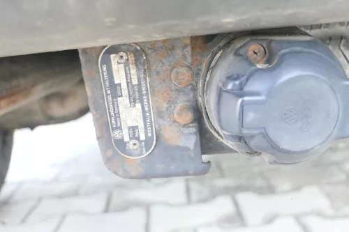 VW T4 Kastenwagen feste starre Anhängerkupplung mit Kabelbaum original F5818 (167267)
