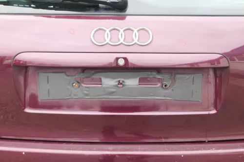 A3 8L A4 Avant Griff Heckklappe Heckklappengriff bis caBj1999 rot braun LZ3N
