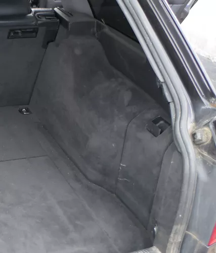 Audi A6 4B Abdeckung Verkleidung Kofferraum hinten rechts Seite onyx (167811)