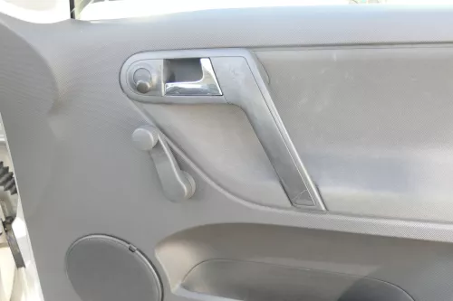 1x VW Polo 6N2 Türverkleidung Verkleidung Tür vorne rechts 2/3-Türer off-black (167876)