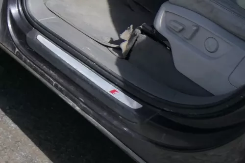 4x Audi Q7 4L Einstiegsleisten rechts + links vorne + hinten S-line Leisten