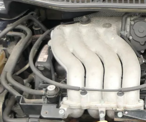 VW Golf 4 Bora Ansaugbrücke Ansaugkrümmer 06A133206B APK AQY 2,0 85kw 115PS