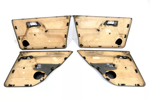 4x Golf 3 1H Türverkleidung Verkleidung Tür vorne links+rechts schwarz 4/5-Türer (168464)