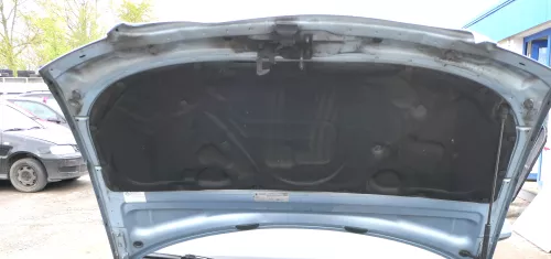 Audi A4 8E B6 Dämpfung Motorhaube Dämmung Motorhaubendämmung TDI Dämmmatte (168555)