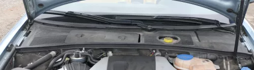 A4 8E B6 B7 Cabrio 8H Abdeckung Wasserkasten Batterie 8H1819447   (168559)
