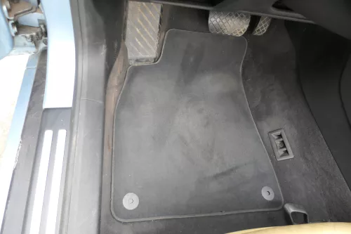 4x Audi A4 8H Cabrio Fußmatten Fußmatte aquablau vorne links hinten rechts