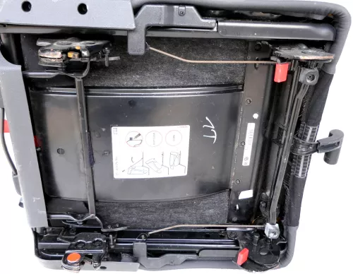 Touran Sitz hinten rechts (hinterm Beifahrersitz) Rücksitz hinten Isofix United (168749)