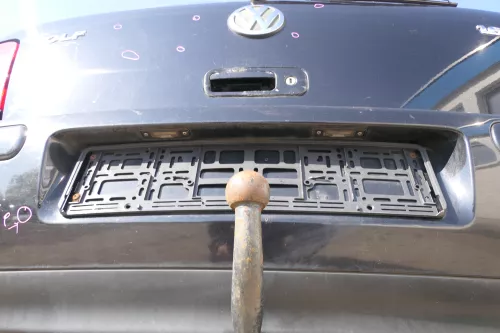 VW Golf 4 Limousine Stoßstange hinten Heckstoßstange Stoßfänger schwarz LC9Z (168819)