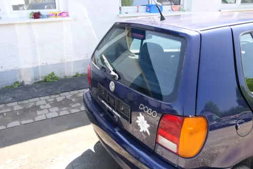 VW Polo 6N Heckklappe Klappe hinten Kofferraumklappe mit Scheibe blau LB5N (168858)