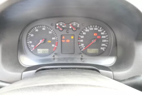 VW Golf 4 Tacho Tachometer Kombiinstrument 291.000km 1J0919880B 1,6-2,8 (169308)