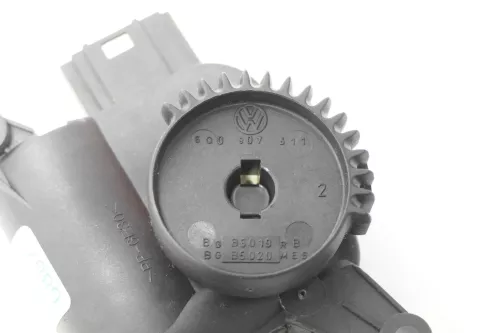 Polo 9N Stellmotor f Temperaturregelklappe Klimaanlage Klimatronic 6Q0907511 V68 (169310)