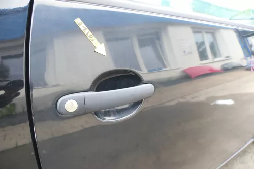 VW Lupo Seat Arosa Tür vorne rechts Beifahrertür schwarz L041 (für elektr.Fenst (169457)