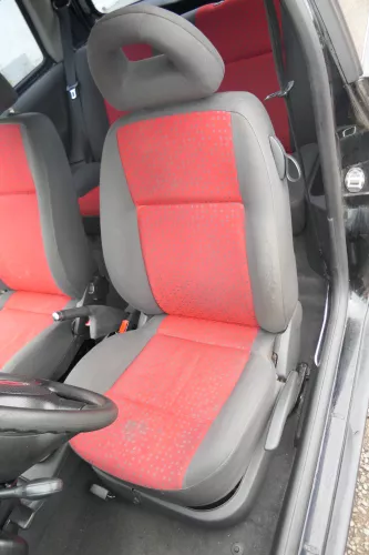 Seat Arosa VW Lupo Sitz vorn links Fahrersitz Höhenverstellung höhenverste rot (169460)