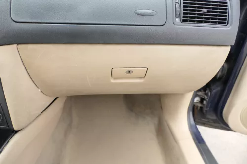 VW Golf 4 Bora Deckel Klappe für Handschuhfach Handschuhfachdeckel beige (169487)