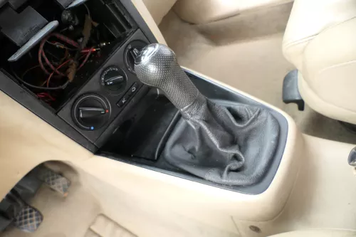 VW Golf 4 Bora Schaltknauf Schaltsack Schaltknüppel schwarz TDI klein (169492)