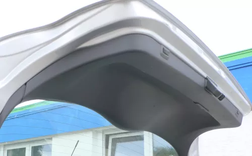 Audi A3 8L Abdeckung Verkleidung Kofferraum hinten Heckklappe Deckel schwarz (169529)