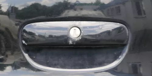 VW Polo 9N 9N3 Griff Heckkklappe Heckklappengriff schwarz L041