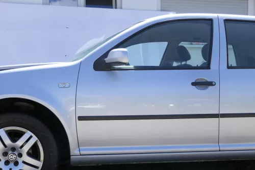 VW Golf 4 Bora Tür vorne links Fahrertür 4/5-Türer & Kombi silber LA7W -ohneAnba