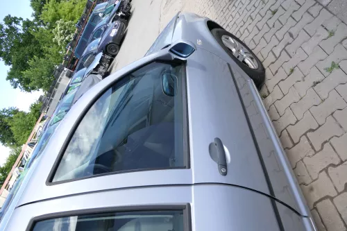 VW Golf 4 Bora Tür vorne rechts Beifahrertür 4/5-Türer+Kombi Variant LA7W silber (169726)